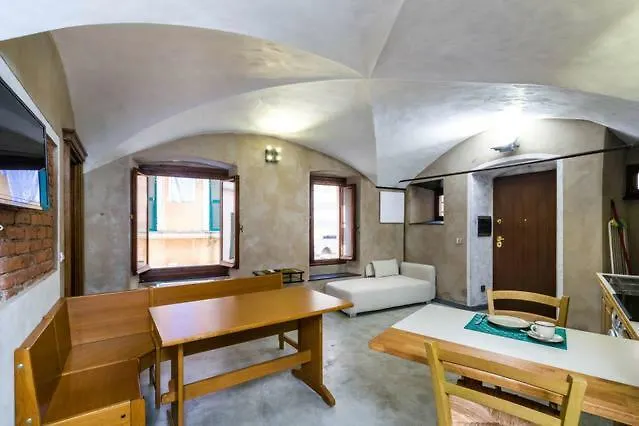 Lovingenoa - Antico Convento Apartment  Genoa