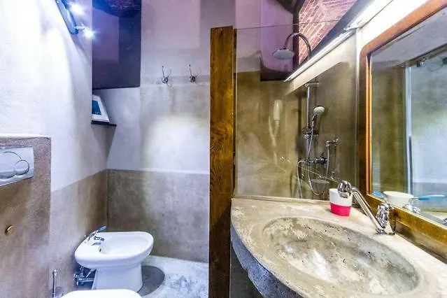 Lovingenoa - Antico Convento Apartment Italy